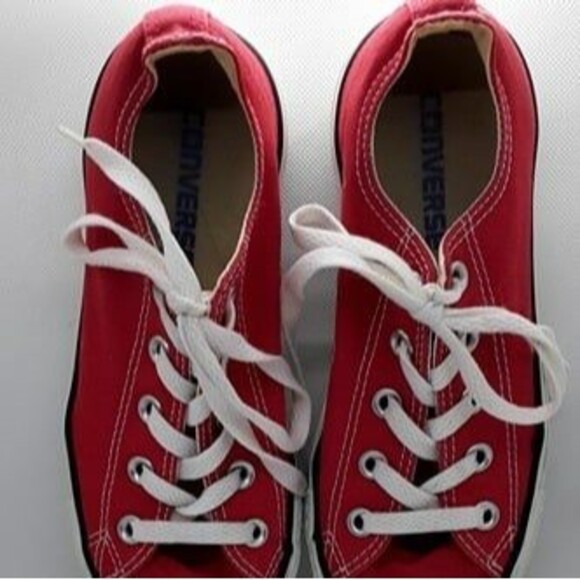 Unisex Converse Chuck Taylor All Star Low TopRed Size 5 #39 - Picture 2 of 9